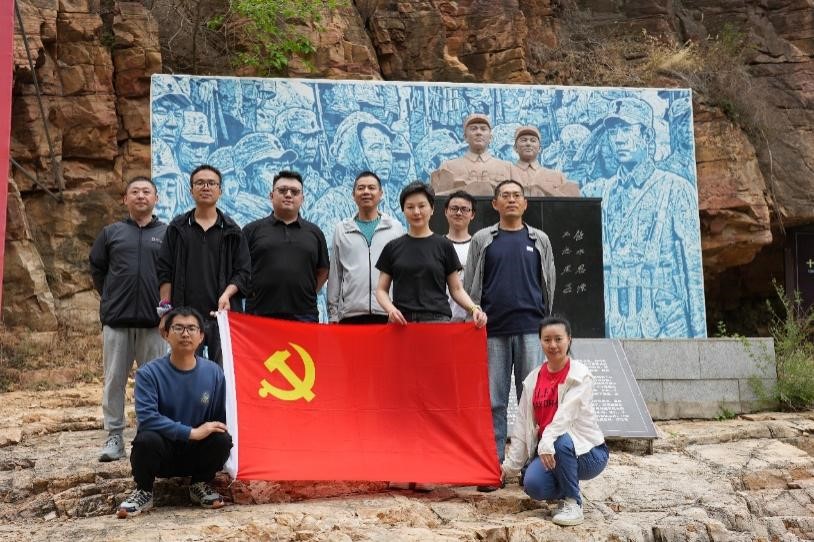 图片2.jpg 图片2.jpg
