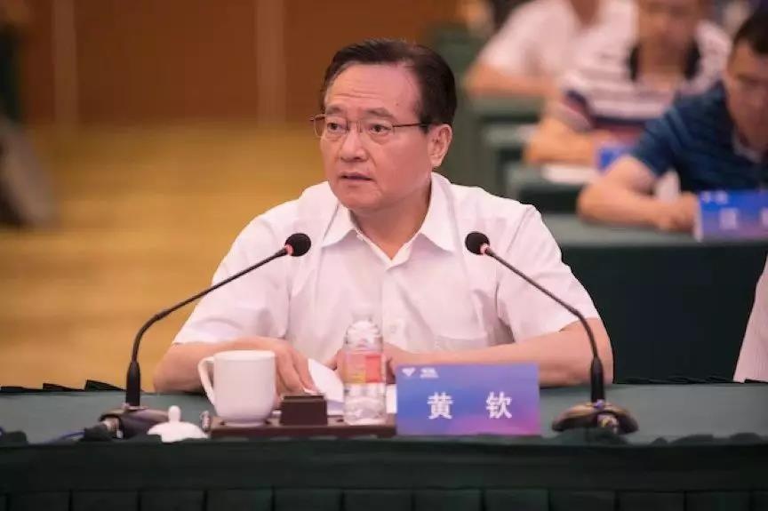 ����Ͽ�г����հ䷢�ݽ�